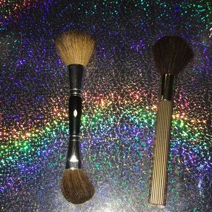Makeup brushes
